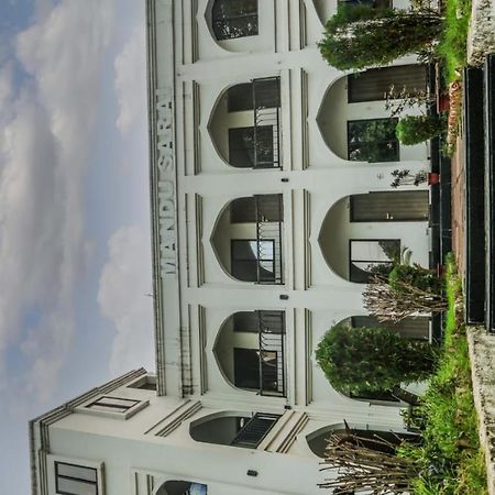 Mandu Sarai Mandu Hotel Bagian luar foto