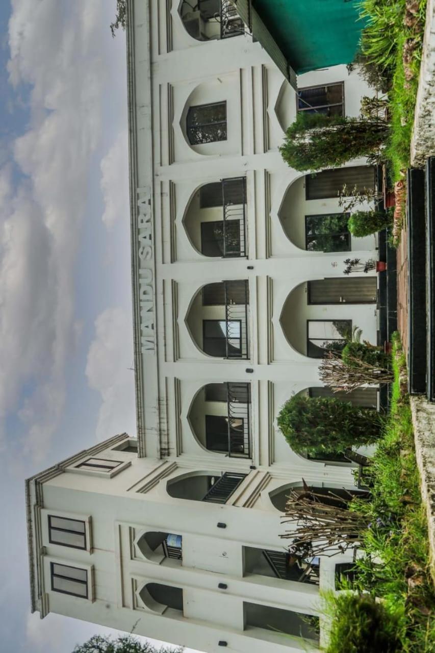Mandu Sarai Mandu Hotel Bagian luar foto